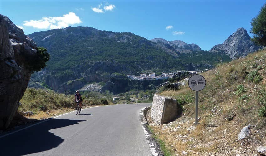 Puerto de las Palomas - Grazalema -  Cycling Climb in Andalucia